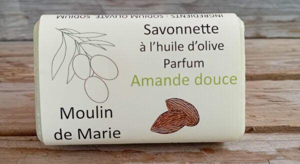 Savonnette à l'huile d'olive, parfum Amande douce