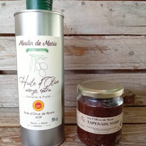 Un bidon d'huile d'olive 50cl et un pot de tapenade de 180g