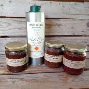Une bouteille d'huile d'olive 50cl et trois pots de F'olives de Marie